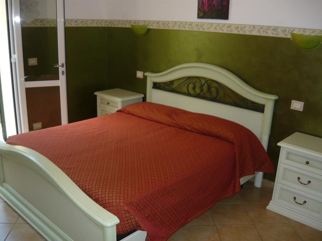Agriturismo Le Collinette Villanova d'Albenga Room photo